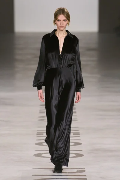 Look 80